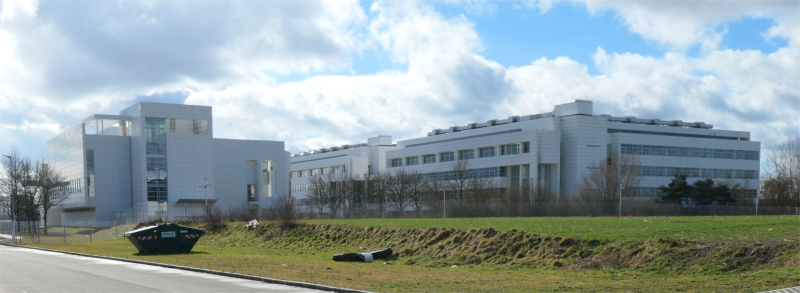 Datei:DLR building 2.png